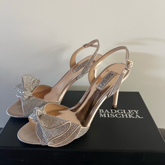 Badgley Mischka Silver Embellished Heels - Picture 1 of 3